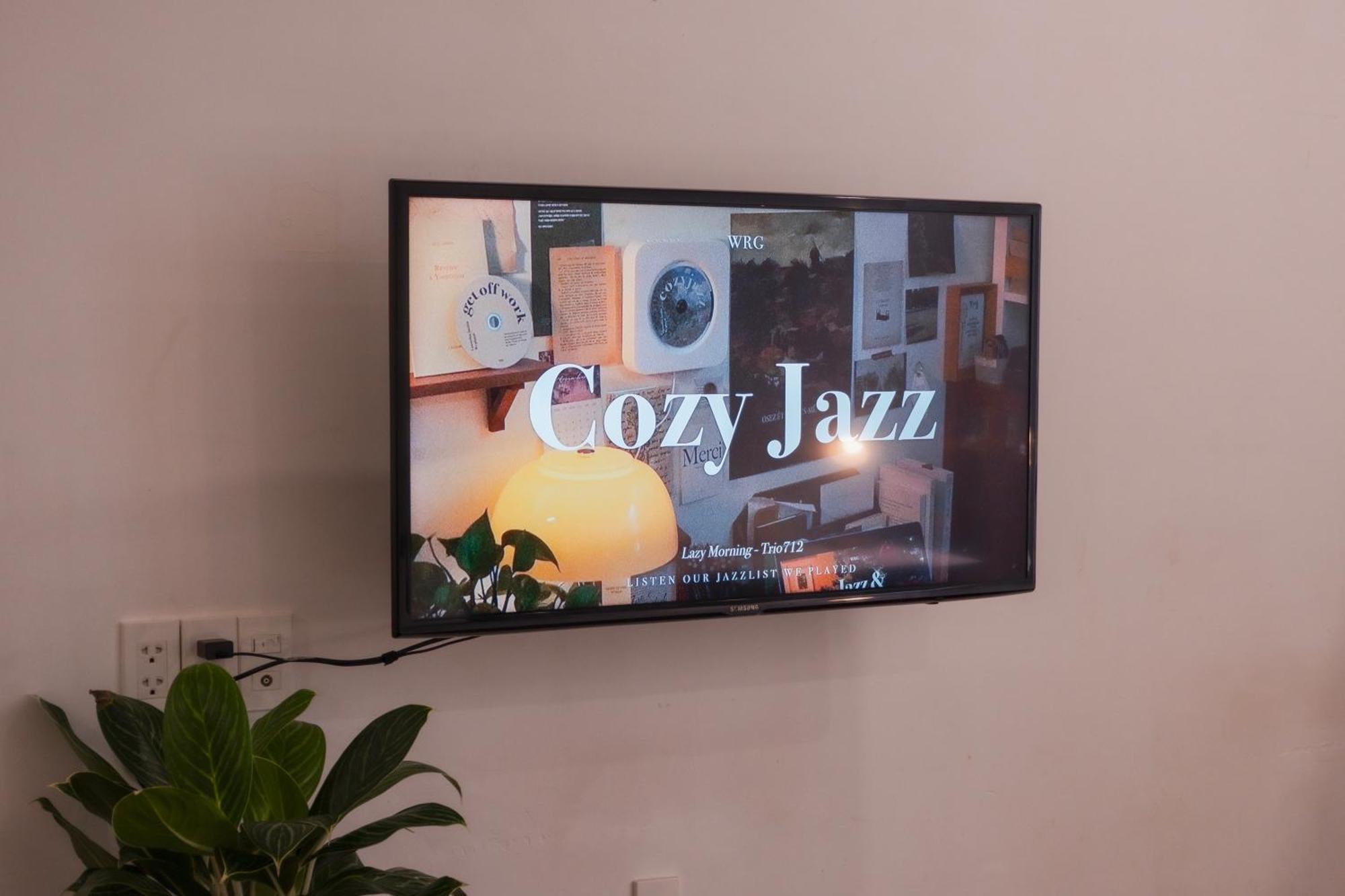Cozy Minimalist Near Bui Vien Walking Street, District 1